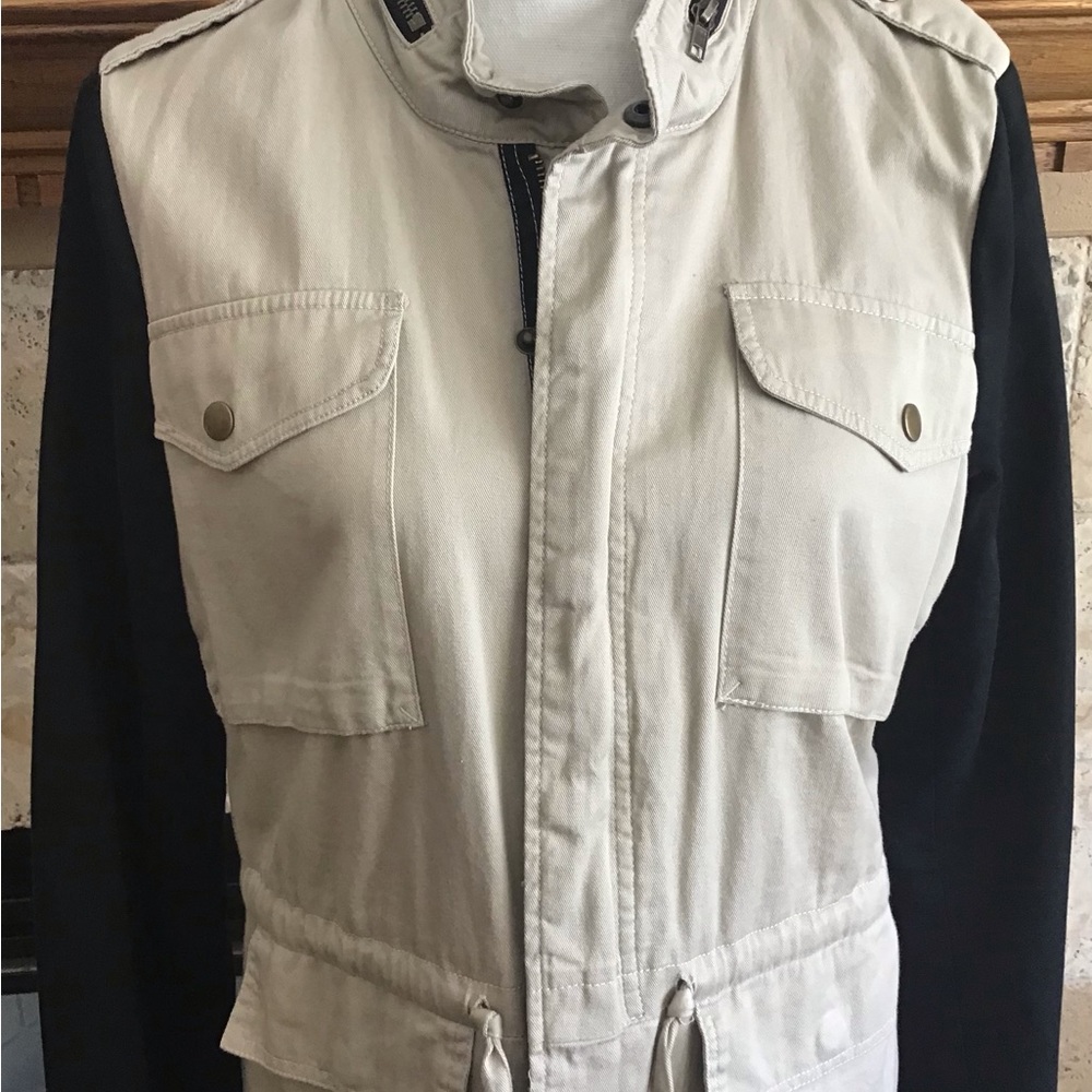 Women’s Spring/fall jacket! - Picture 3 of 5